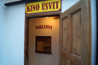 Úniková hra - Kino Úsvit - záhada ztracených diváků Pokladna únikové hry Kino Úsvit - záhada zmizelých diváků
